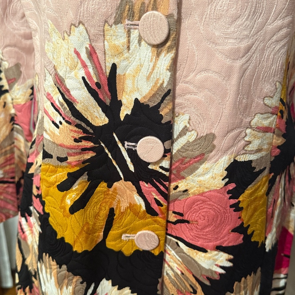 Kay Unger Pink and Cream Textured Blazer - Picture 5 of 7